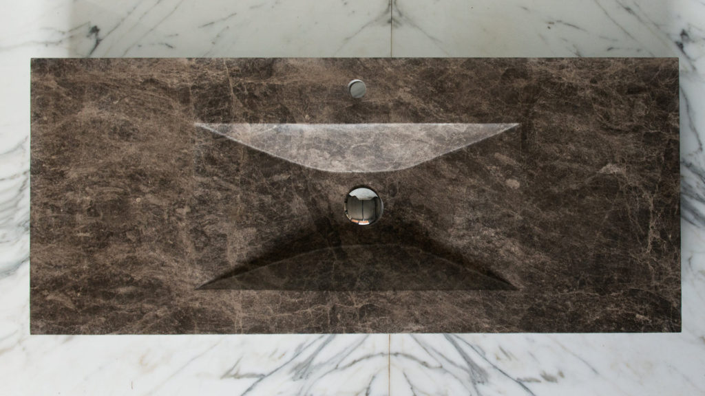 Умывальник из мрамора Emperador "Countertop EM"