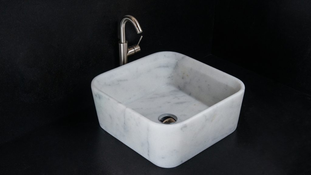 Умывальник квадратный мраморный "Square Carrara T"