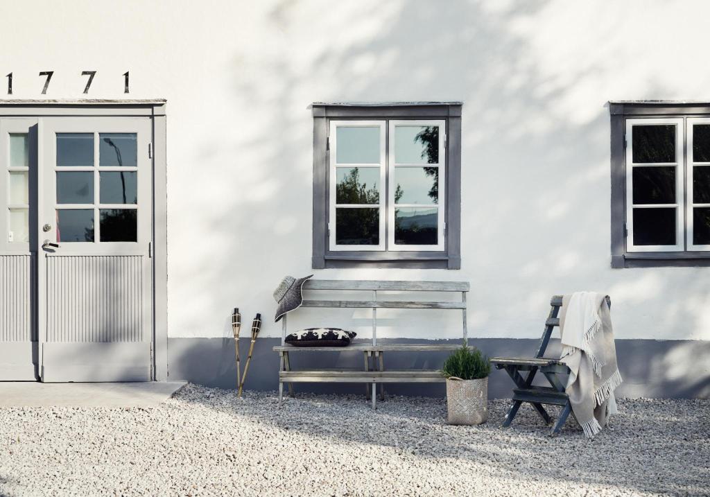Fantastik frank sweden exteriors